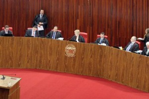 TSE cassa governador do Amazonas e determina nova eleição para o cargo